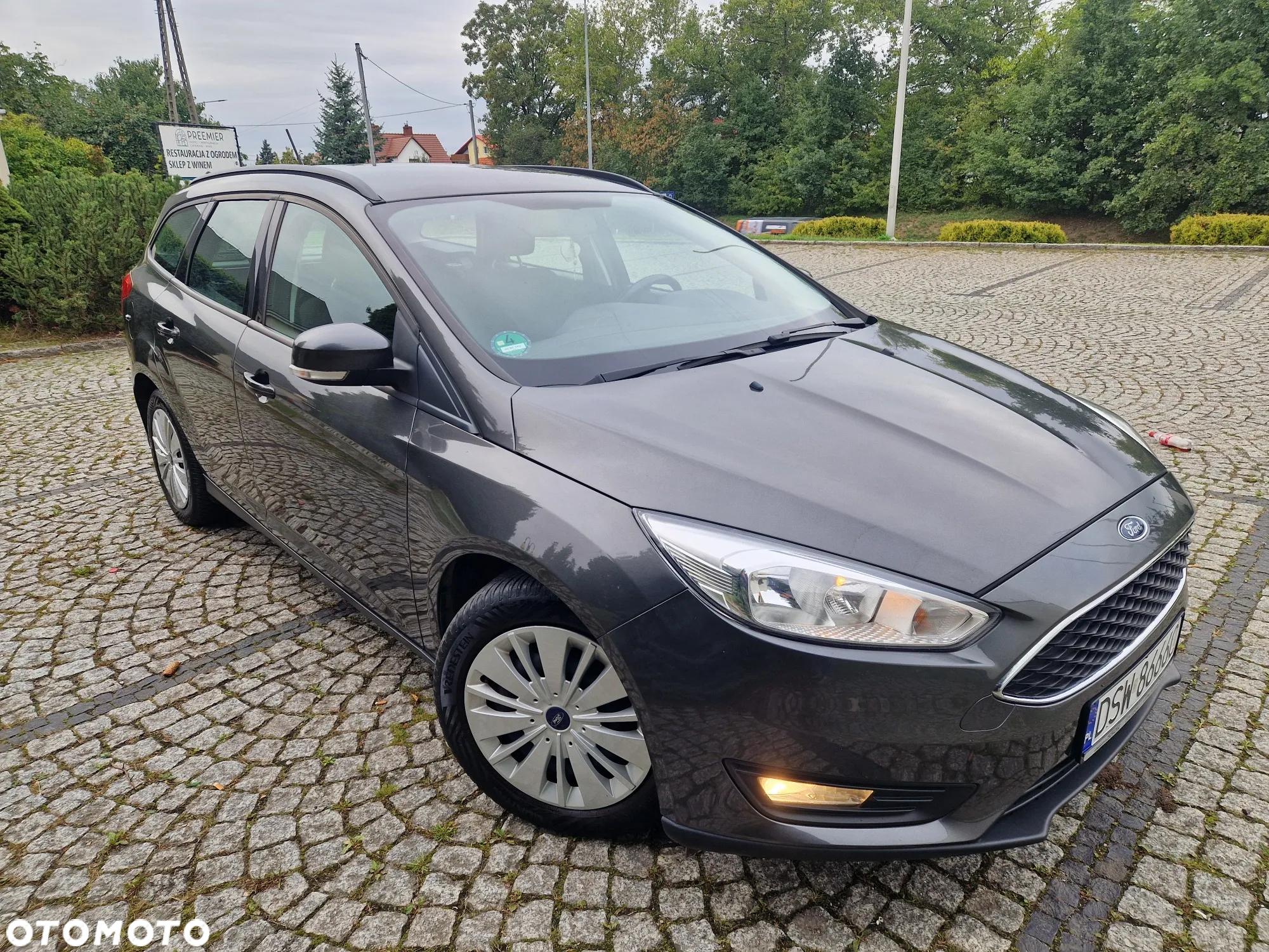 Ford Focus Turnier 1.0 EcoBoost Start-Stopp-System ACTIVE STYLE - 2