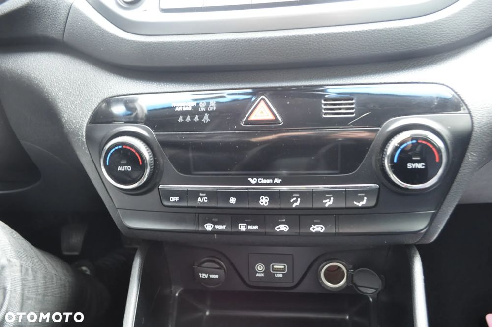 Hyundai Tucson 1.7 CRDI BlueDrive Comfort 2WD - 14