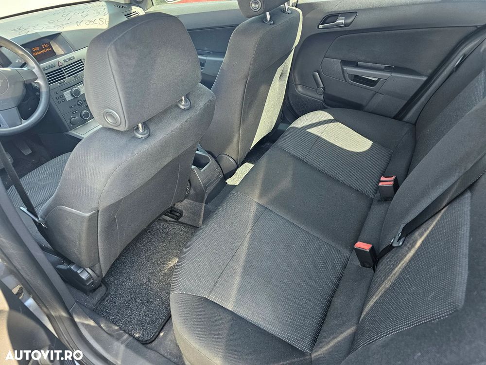 Opel Astra - 8