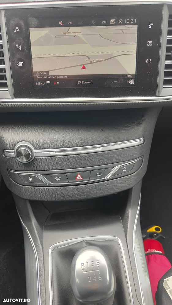 Peugeot 308 PureTech 110 Stop & Start Style - 11