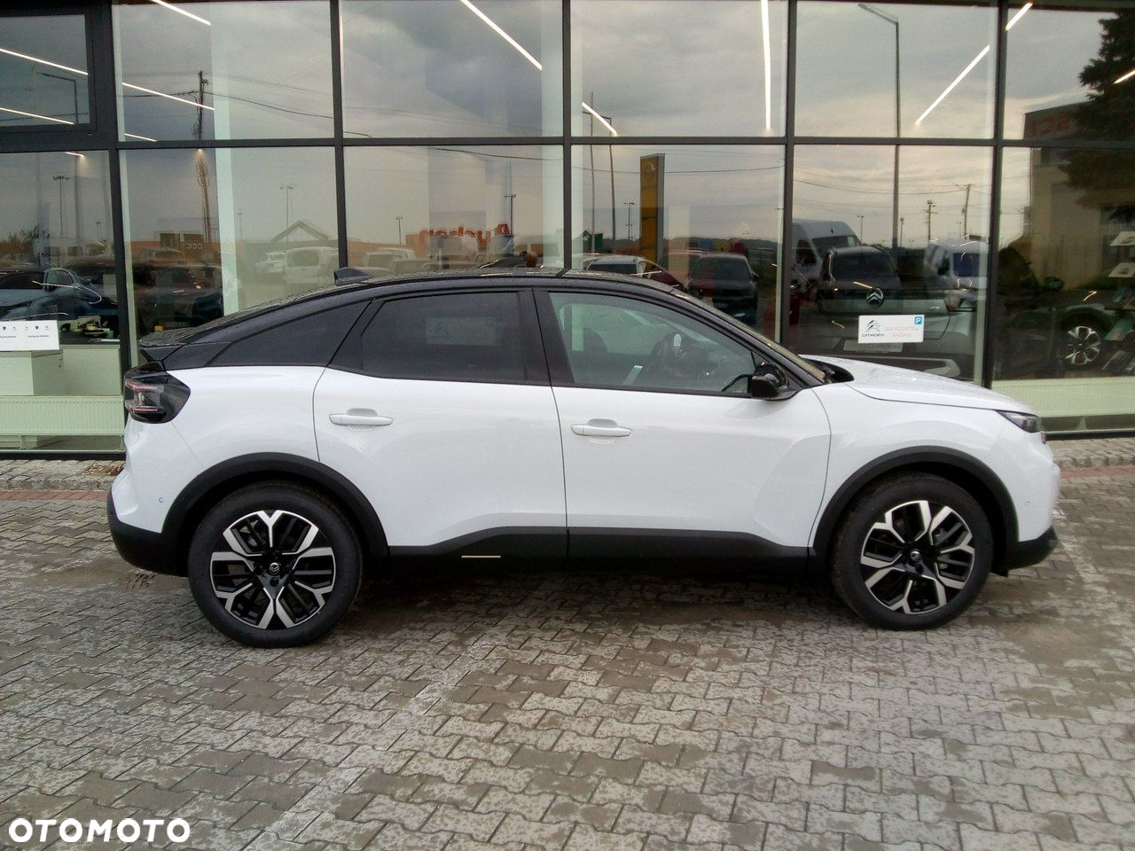 Citroën C4 1.2 PureTech Max S&S EAT8 - 5