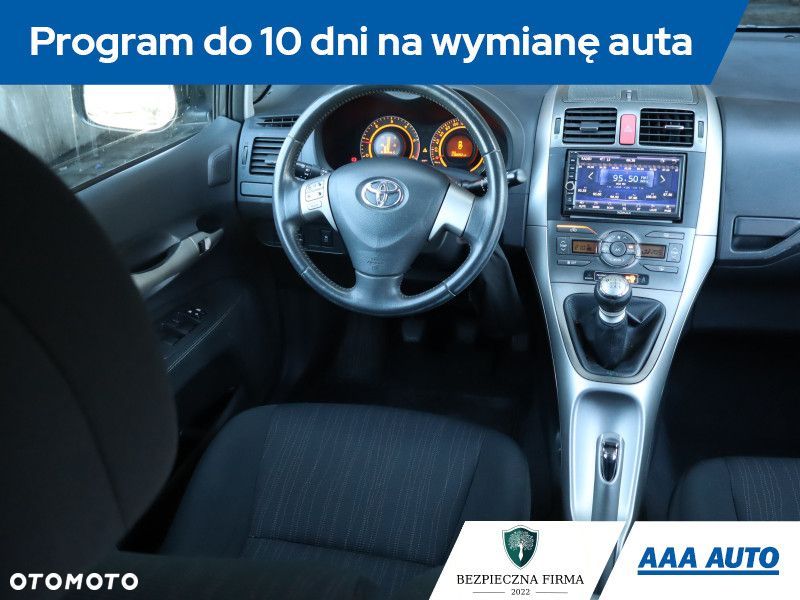 Toyota Auris - 9