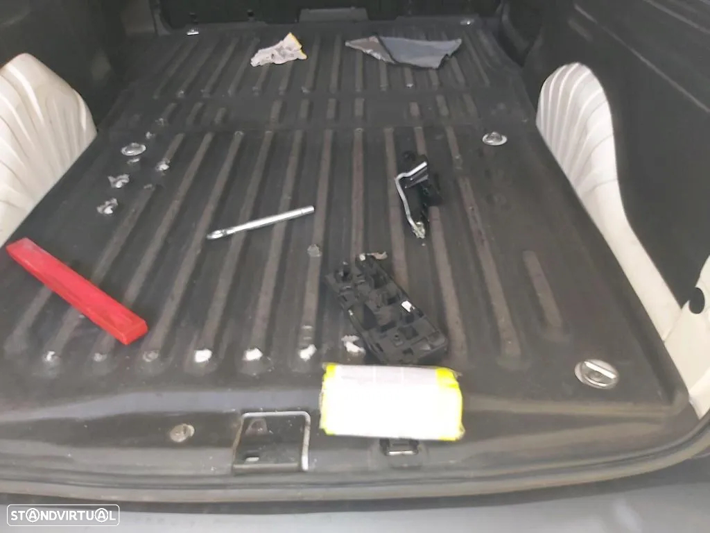 Peugeot Partner 1.5 BlueHDi Pro Longa - 13