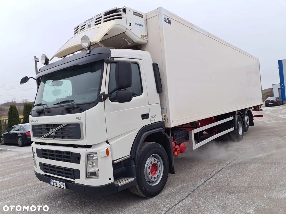Volvo FM 410 KONTENER IZOTERMICZNY OTWIERANY BOK 18 PALET KABINA SYPIALNA - 13