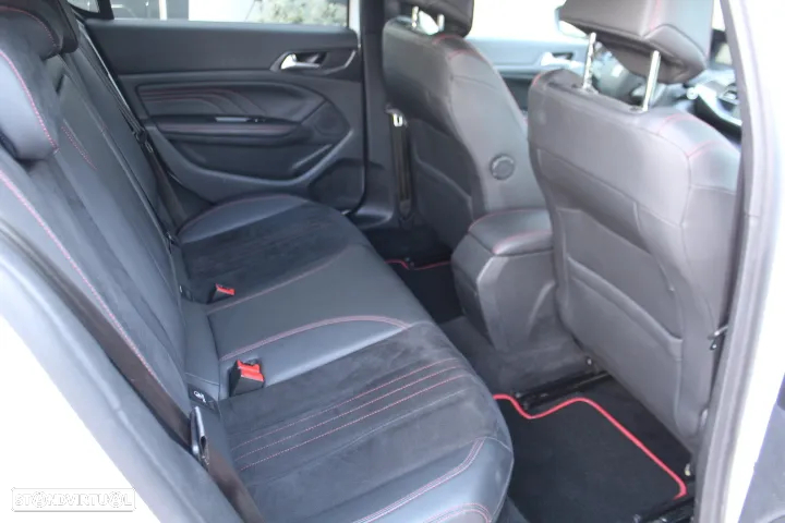 Peugeot 308 1.6 e-THP GT - 53
