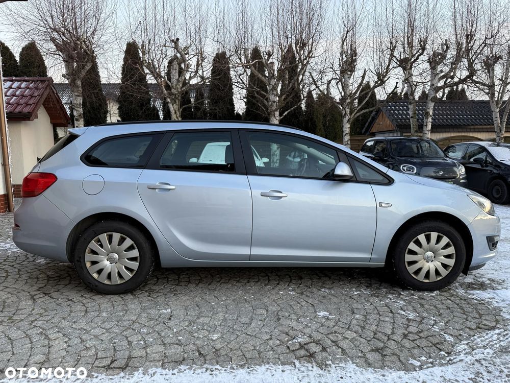 Opel Astra 1.6 CDTI Enjoy - 8