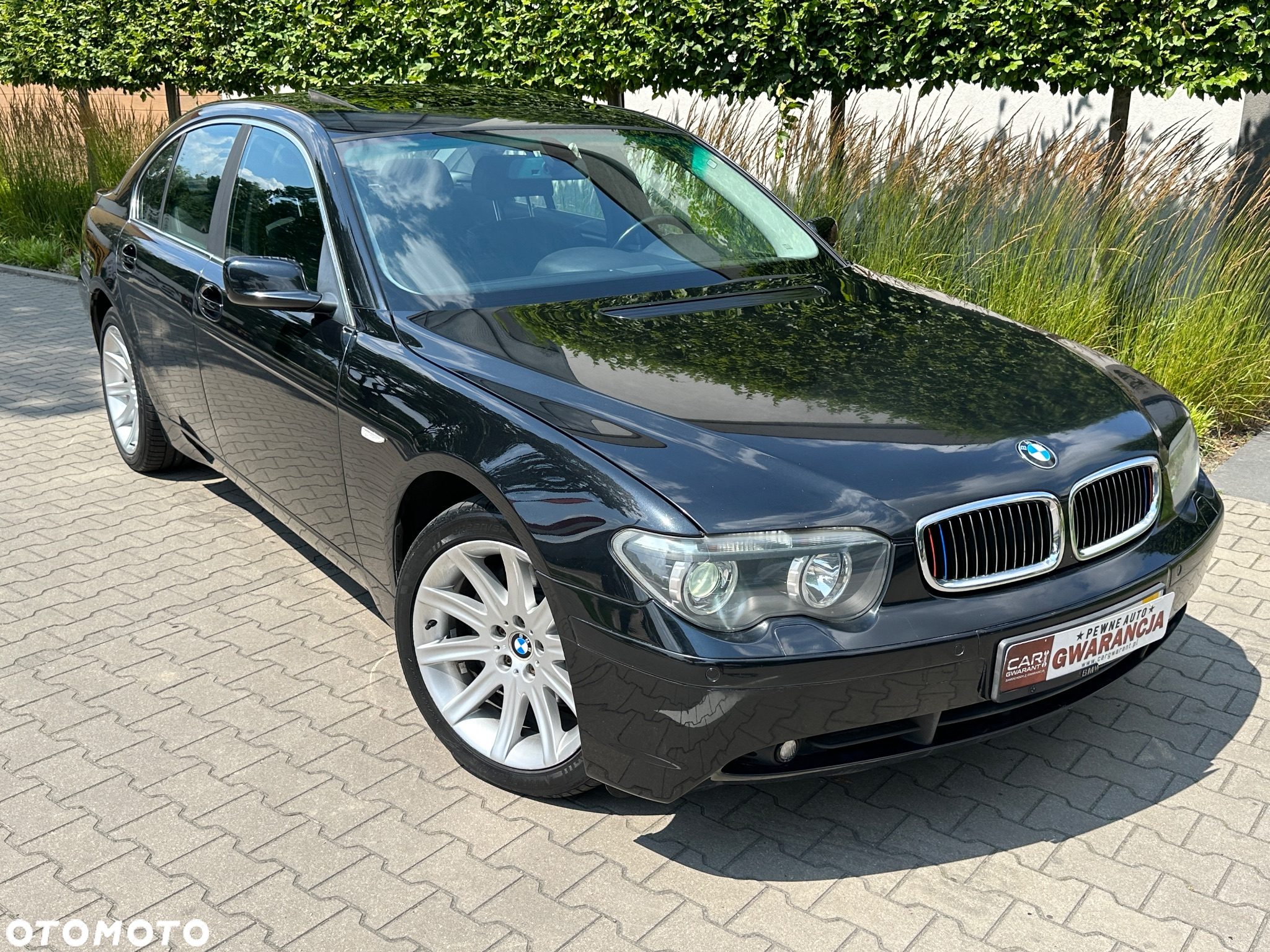 BMW Seria 7 745i - 4