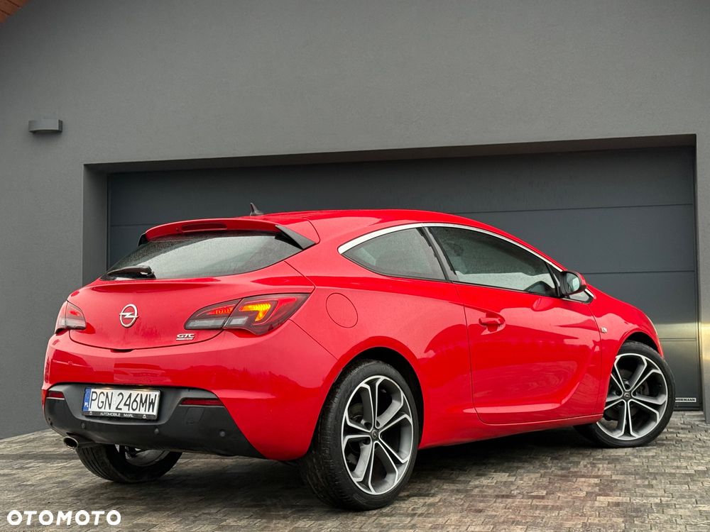 Opel Astra 1.6 Turbo Cosmo - 8