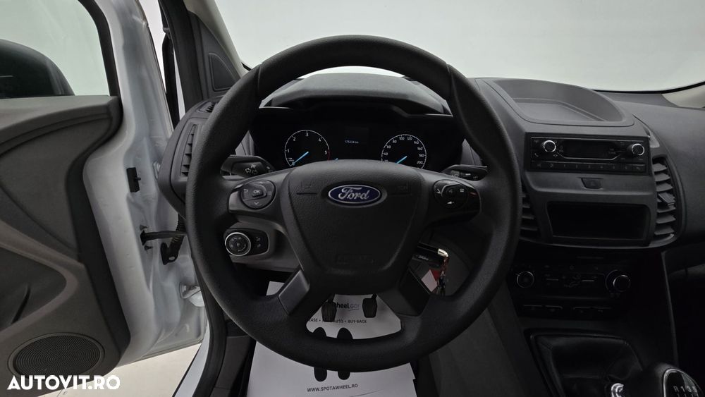 Ford Transit Connect - 15