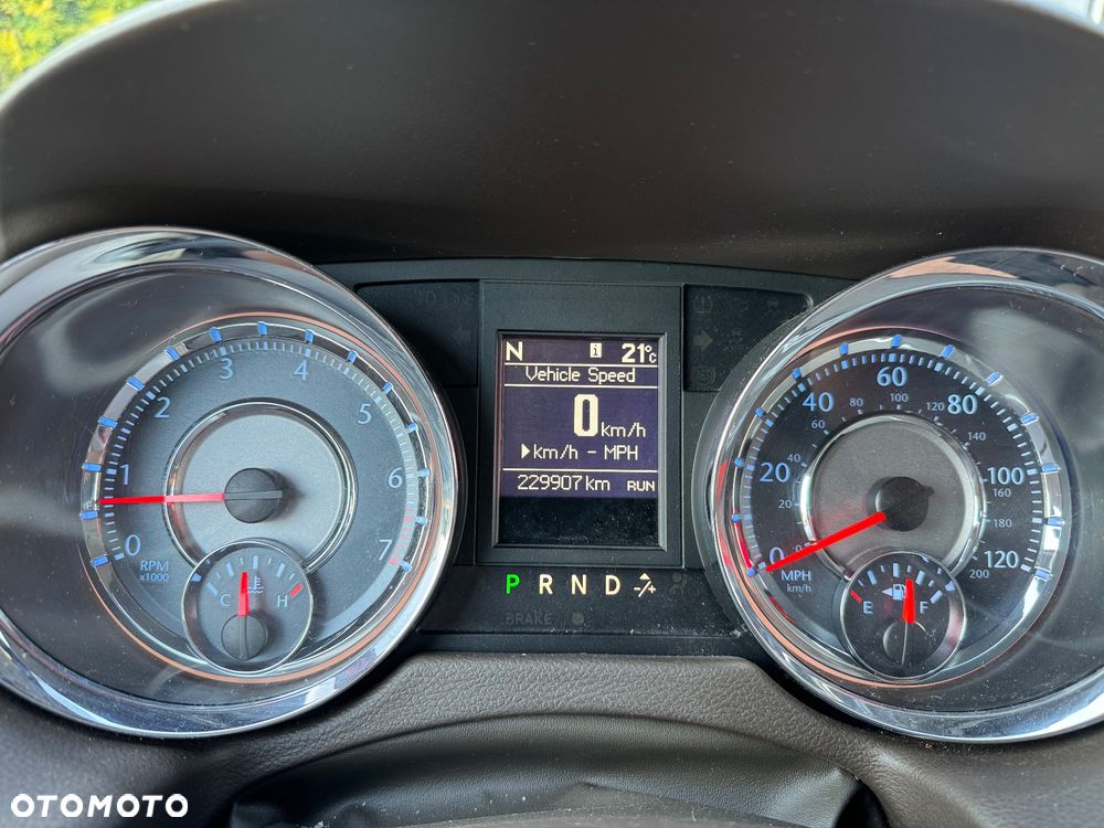 Chrysler Town & Country 3.6 Touring - 10