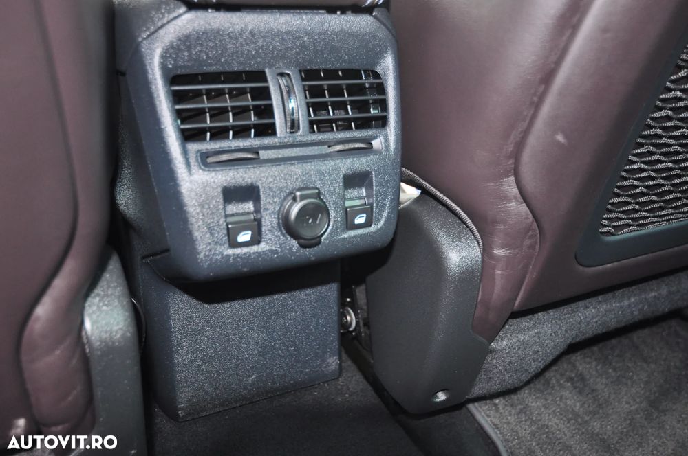 Citroën DS5 Hybrid4 Aut. Business Class - 17