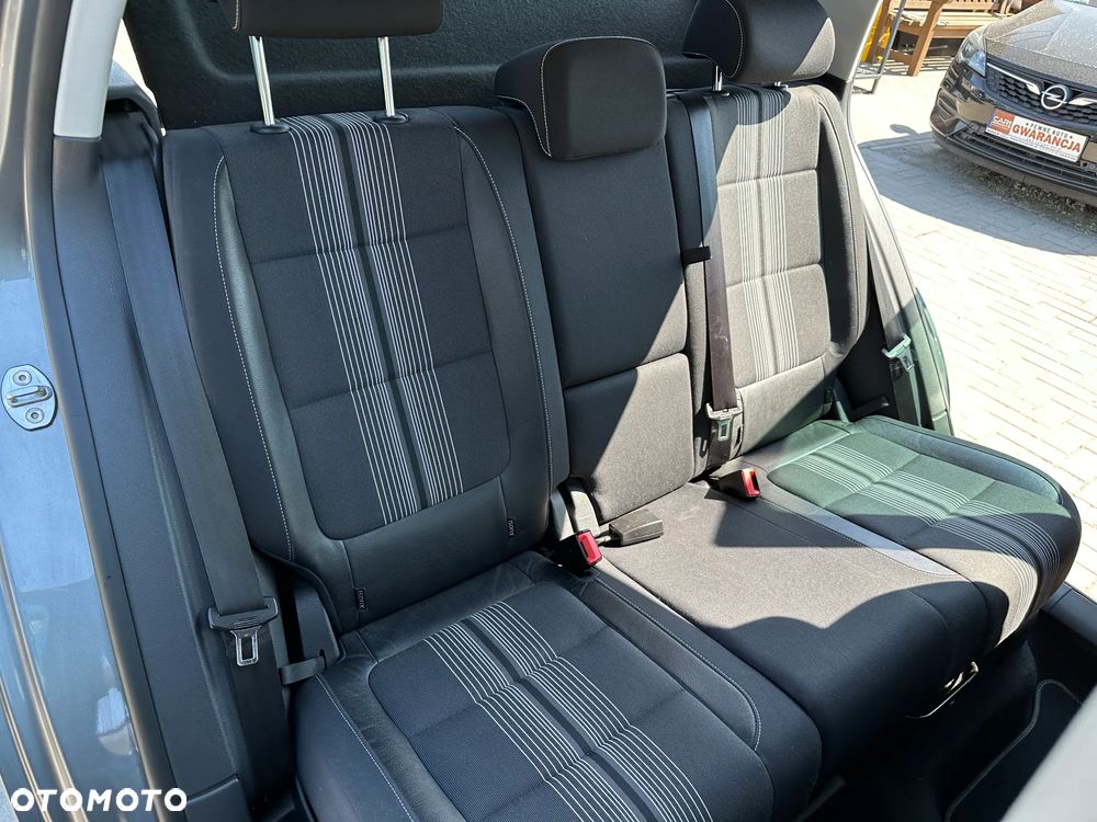 Volkswagen Golf Plus - 24