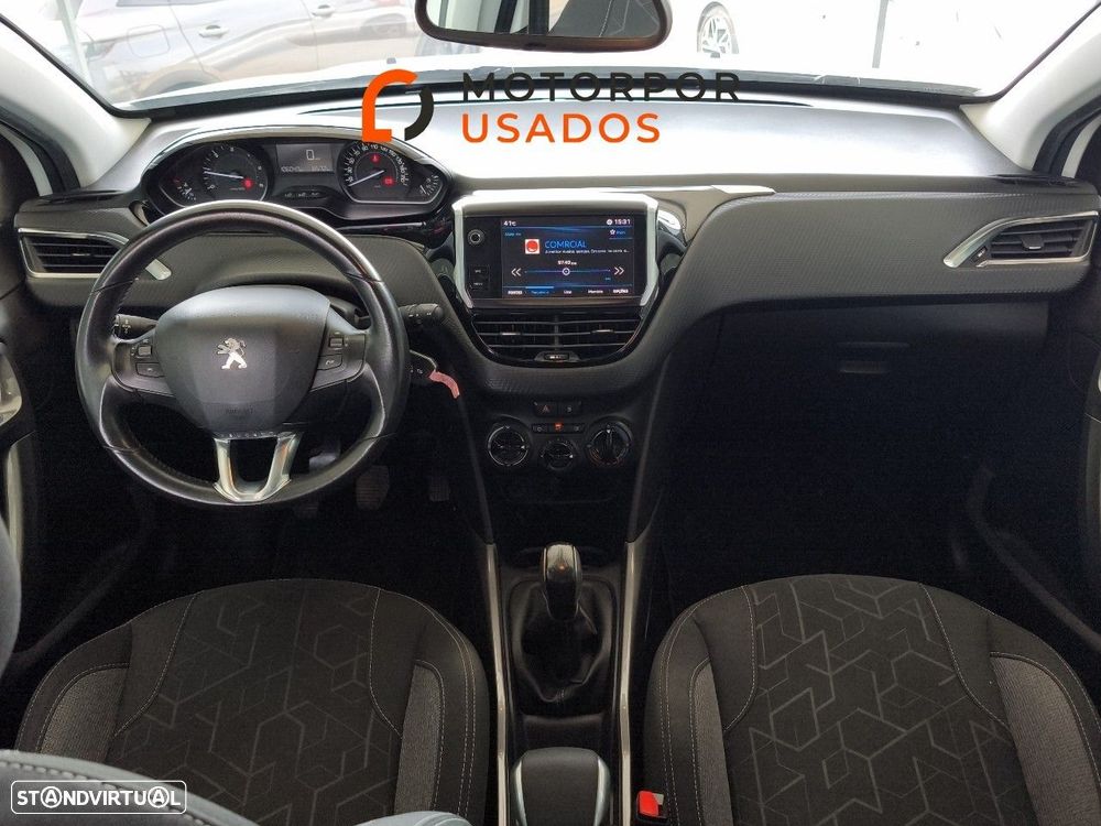 Peugeot 2008 1.6 BlueHDi Style - 9