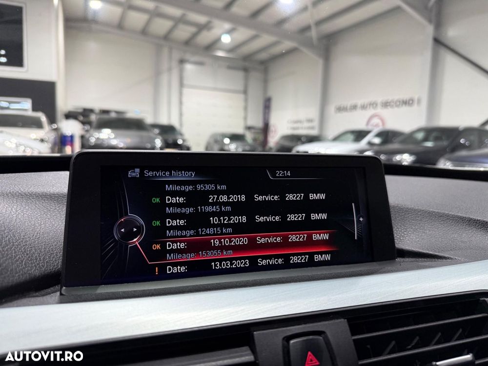 BMW Seria 3 320d Aut. Sport Line - 17