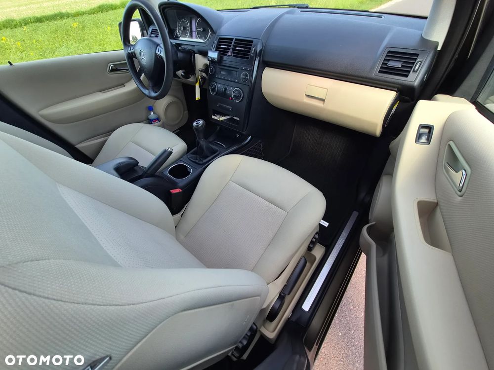 Mercedes-Benz Klasa A 160 CDI Classic - 16