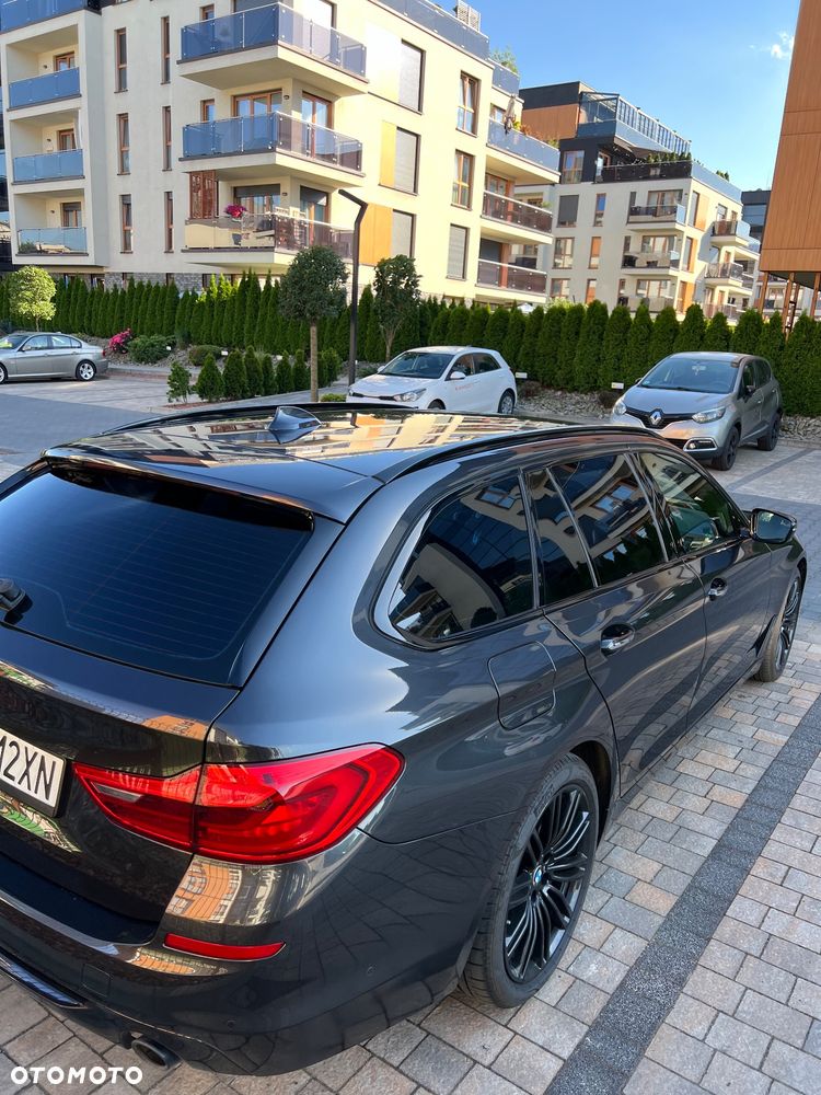 BMW Seria 5 530d xDrive Sport Line sport - 4