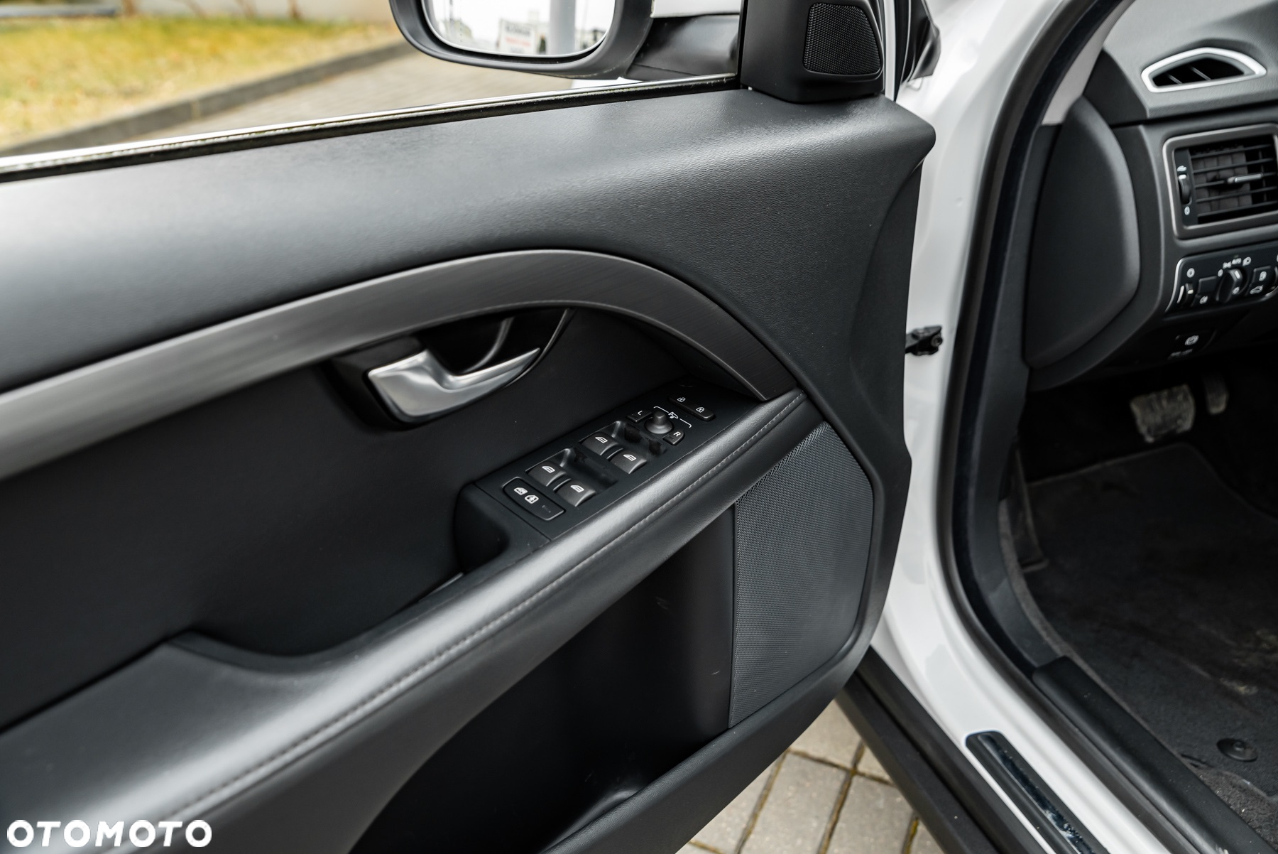 Volvo XC 70 - 21