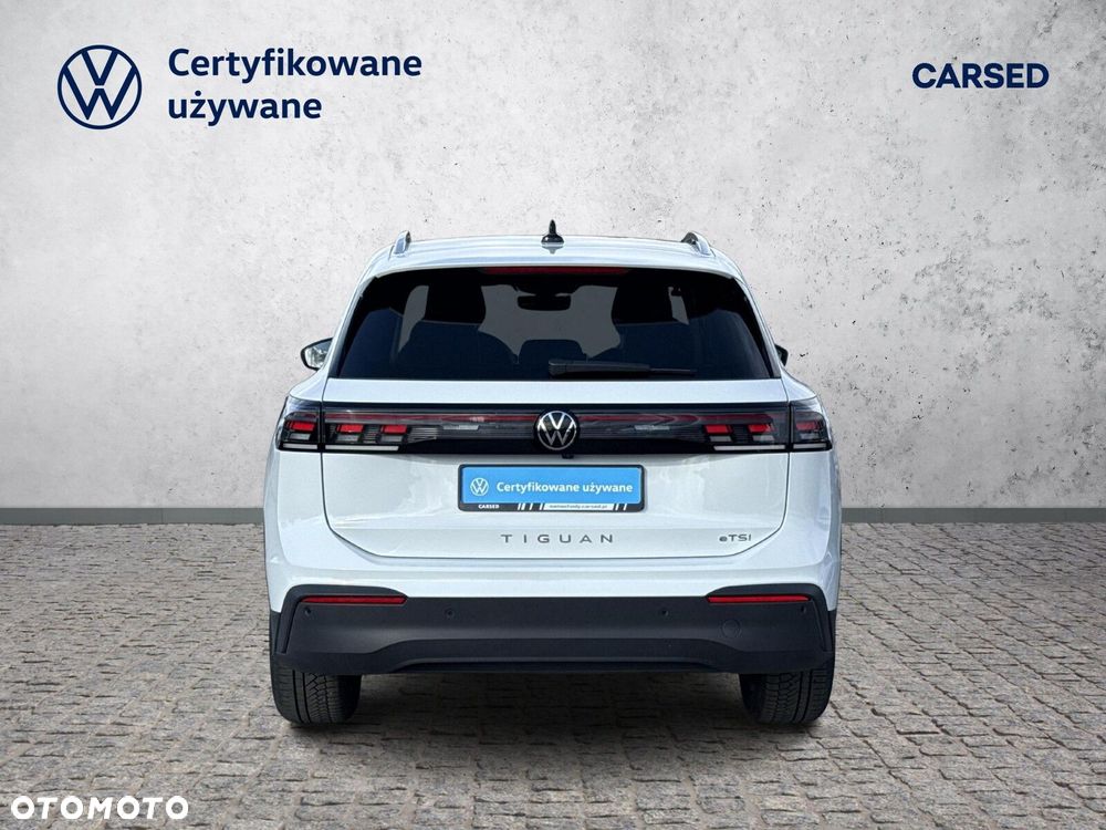 Volkswagen Tiguan - 4