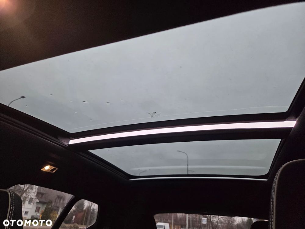 Volvo XC 40 T5 AWD Geartronic R-Design - 35