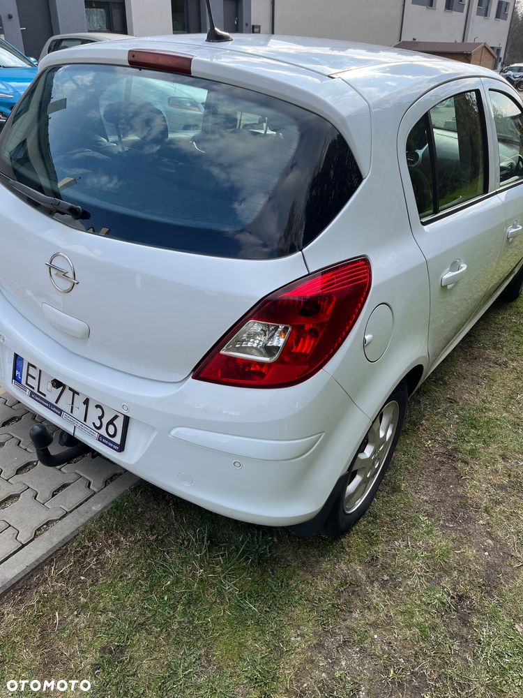 Opel Corsa 1.2 16V Essentia EasyTronic - 16