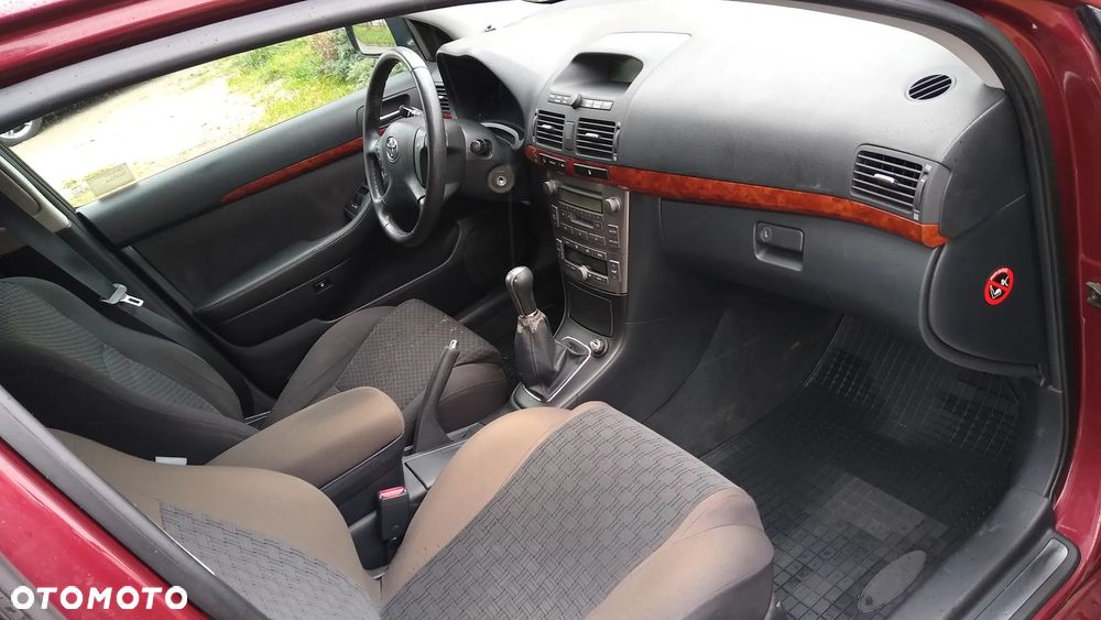 Toyota Avensis 2.0 VVT-i Sol - 15