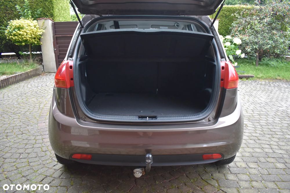 Kia Venga 1.4 CVVT ISG Vision - 19