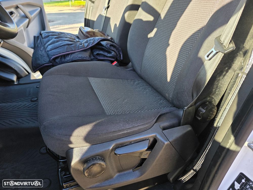 Ford Transit Custom 2.2 TDCI 270 L1 - 13