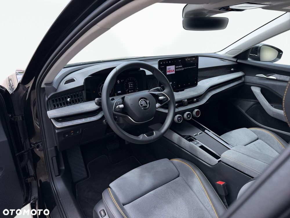 Skoda Superb 2.0 TDI SCR Selection DSG - 10