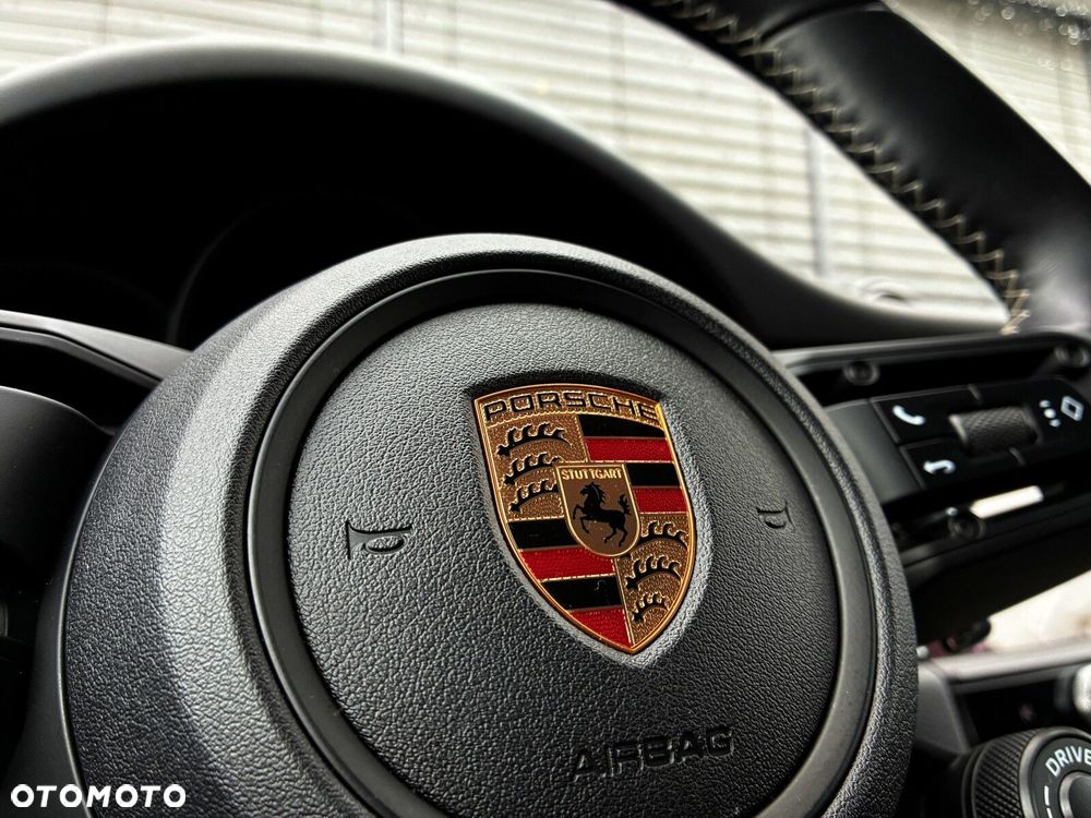 Porsche Macan - 21