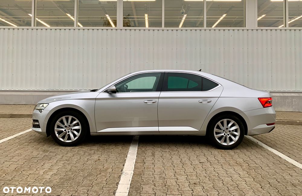Skoda Superb 2021 photo 2