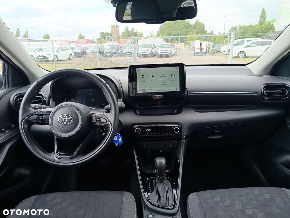 Toyota Yaris Hybrid 1.5 Style - 11
