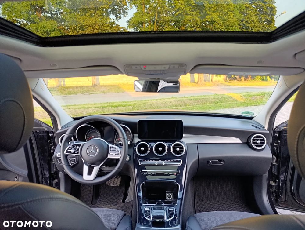 Mercedes-Benz Klasa C 220 d 9G-TRONIC Avantgarde - 23