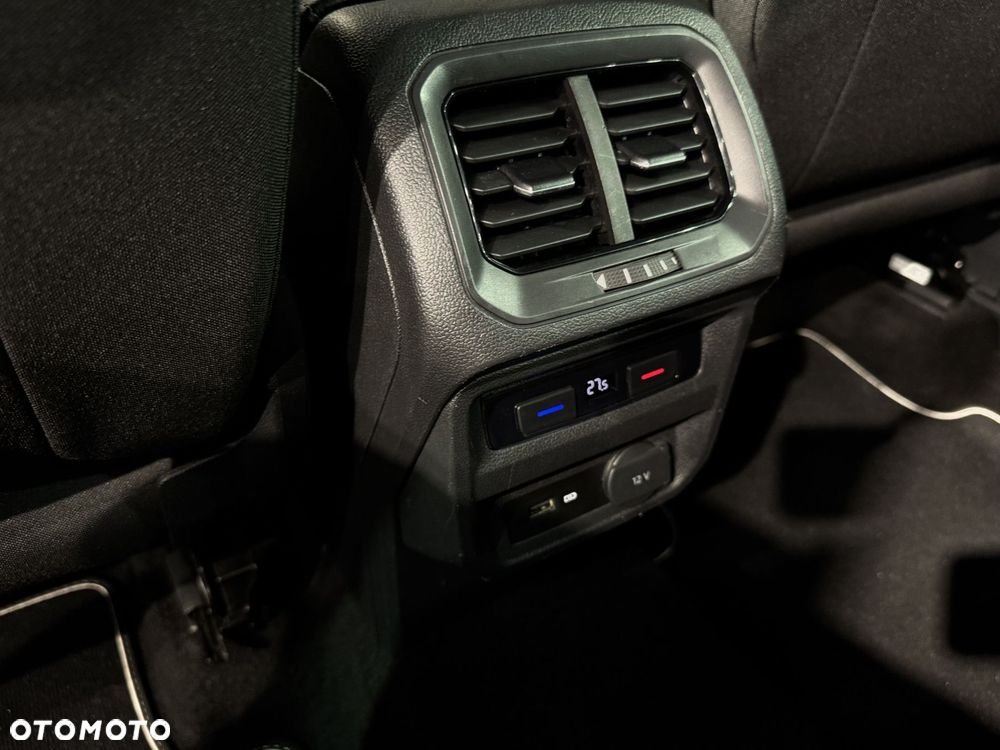 Volkswagen Tiguan - 20