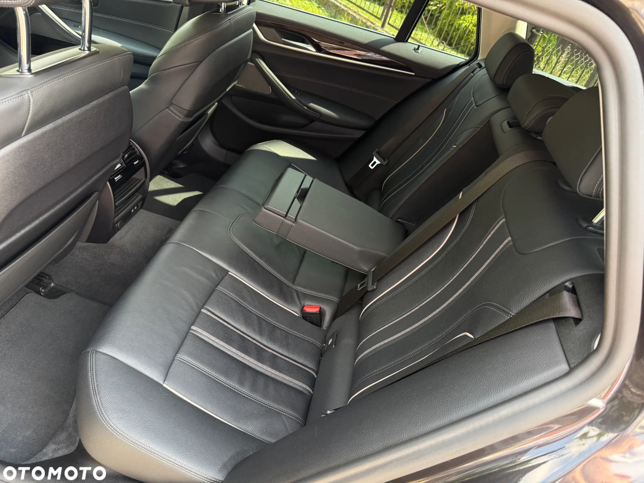 BMW Seria 5 530d xDrive Luxury Line - 33