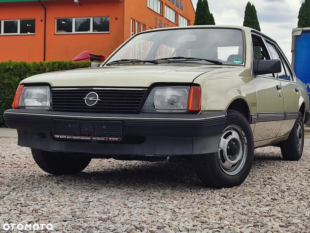 Opel Ascona - 20