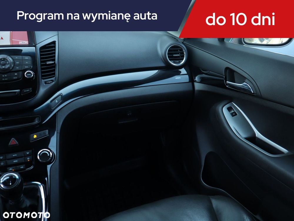 Chevrolet Orlando - 10