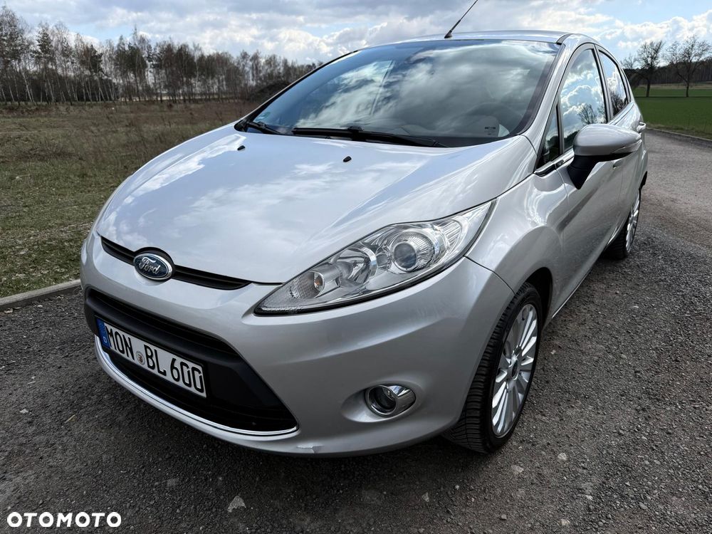 Ford Fiesta 1.4 Champions Edition - 1