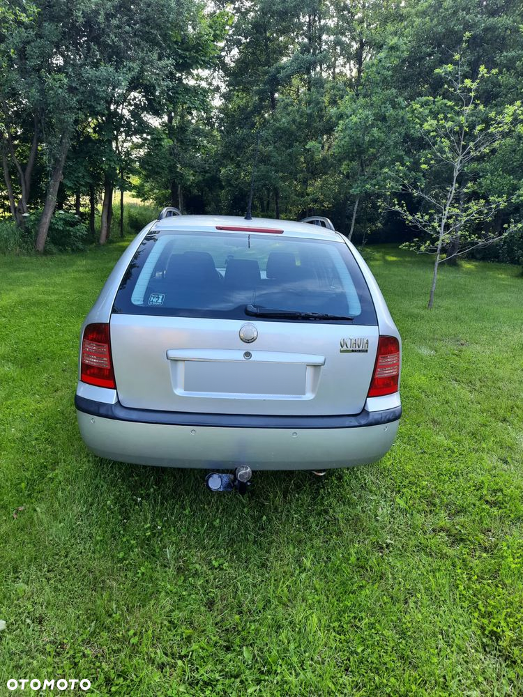 Skoda Octavia 1.9 TDI Tour - 4