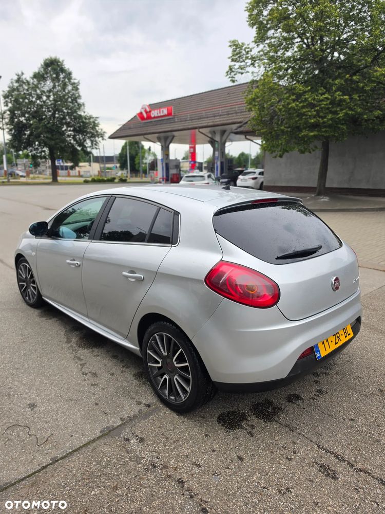 Fiat Bravo 1.4 T-JET 16V Dynamic - 4