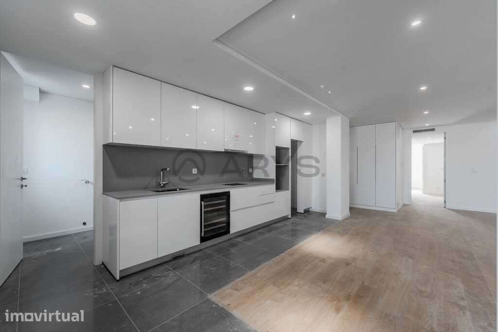 Apartamento T3 em São Vicente, Próximo ao Centro de Braga - Grande imagem: 4/26