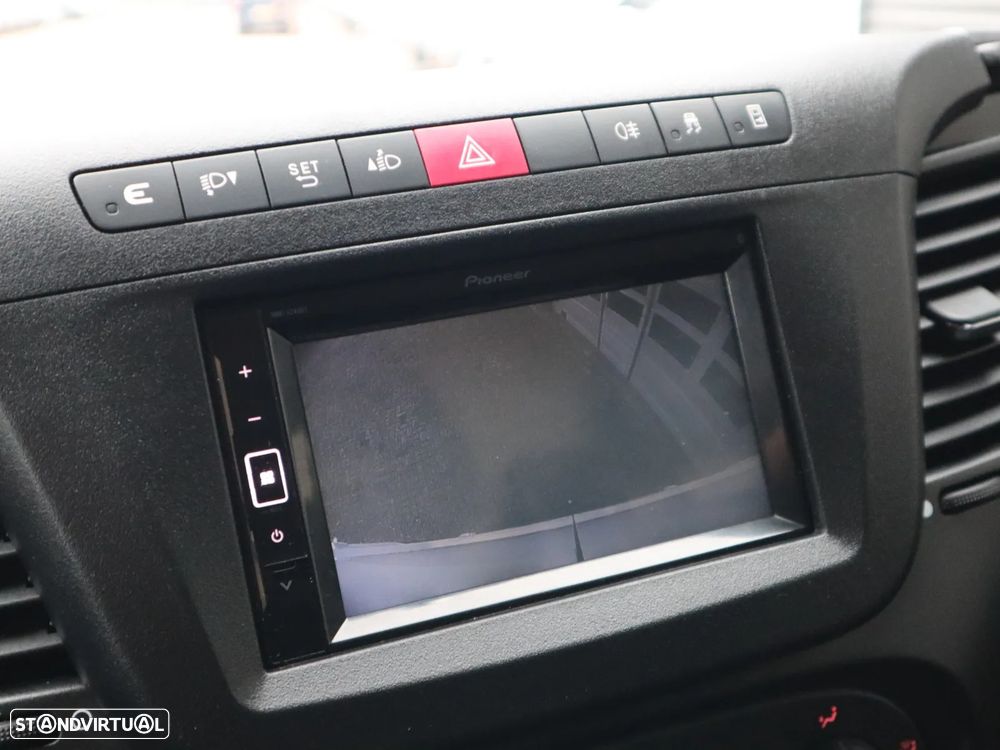 Iveco Daily 35-130 L2 H2 - 11