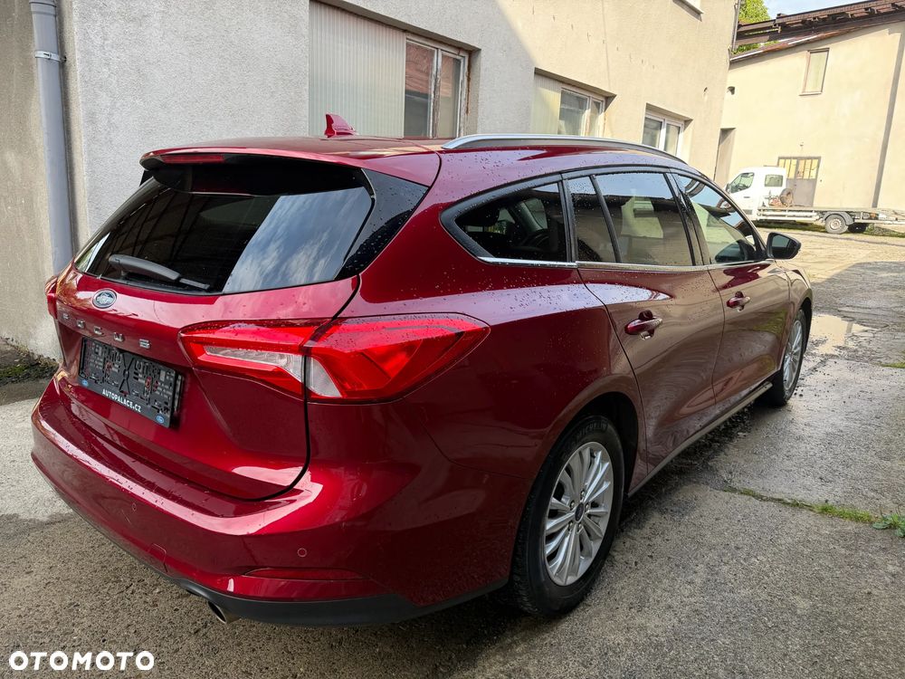 Ford Focus 1.5 EcoBoost Titanium - 6