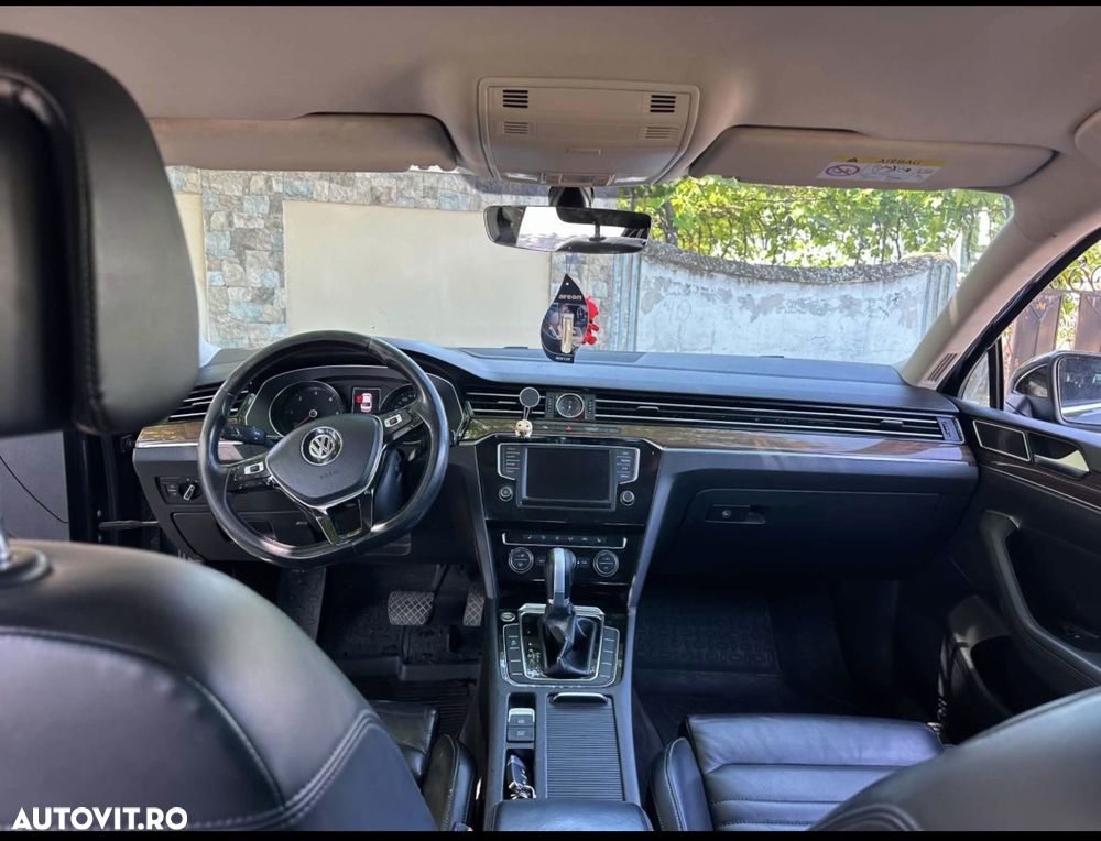 Volkswagen Passat - 9