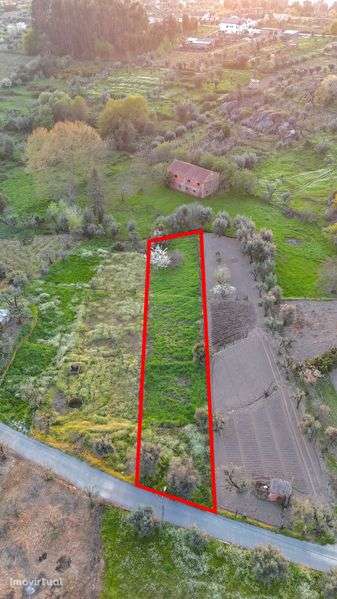 Terreno rústico com 863 m², zona tranquila e de fácil acesso. - Grande imagem: 5/12