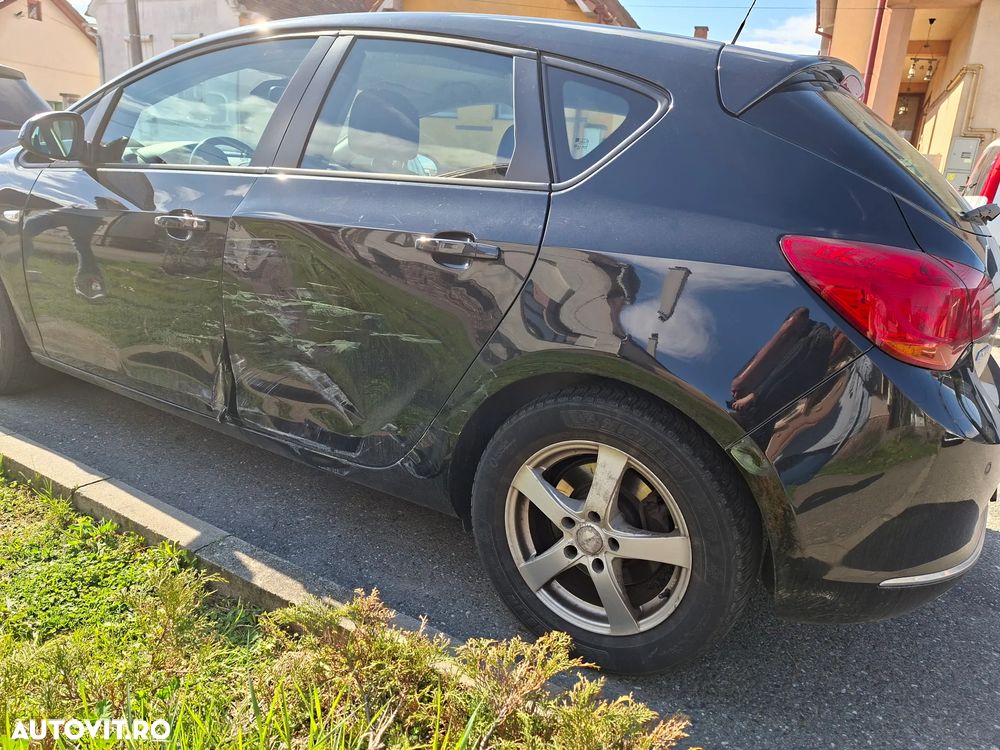 Opel Astra 1.6 CDTI DPF ecoFLEX Start/Stop Style - 7