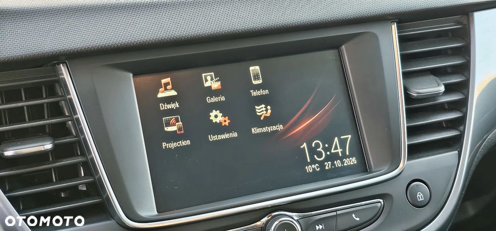 Opel Crossland X 1.2 T Design Line S&S - 33