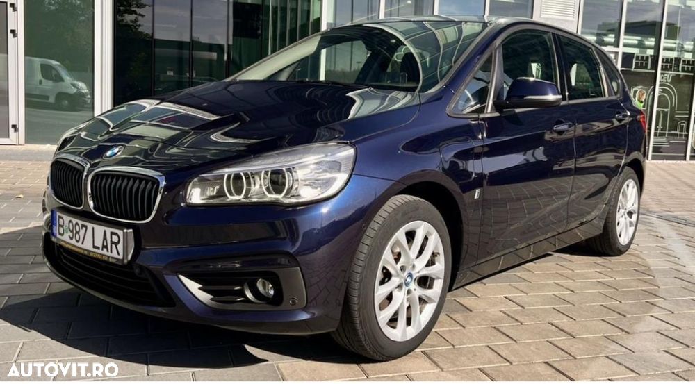 BMW Seria 2 218i Aut. Luxury Line - 2