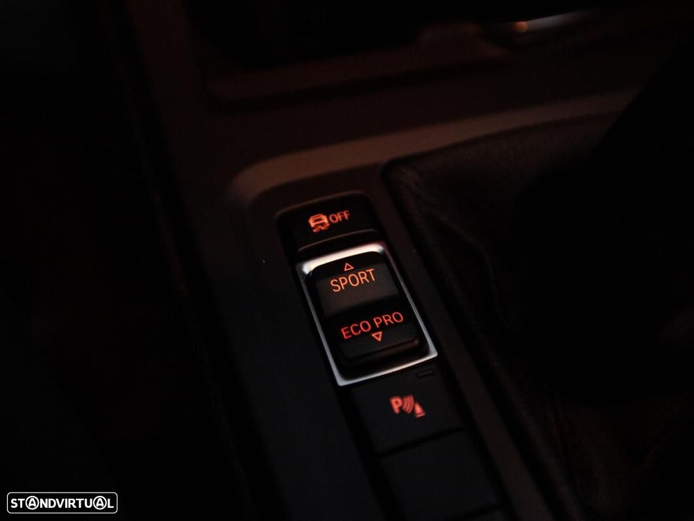 BMW X1 16 d sDrive - 19