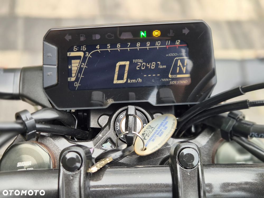 Honda CB - 15