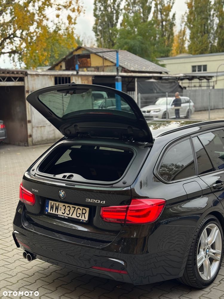 BMW Seria 3 320d xDrive M Sport Shadow - 13